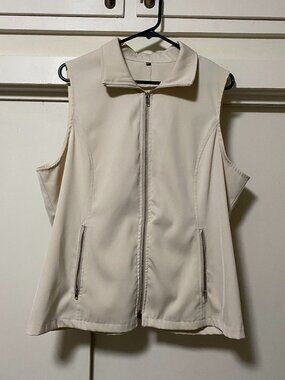 Beige, very tailored, beige zip-front vest w/zip pockets, size XXL